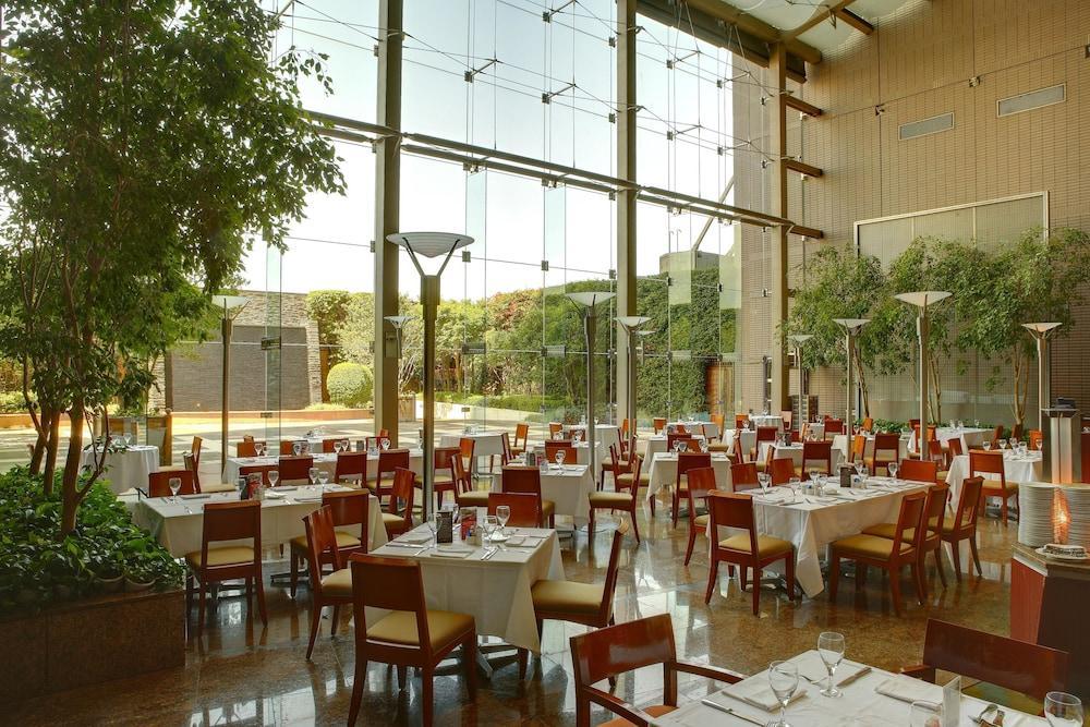 แอมบาสเดอร์ รอยัล ฮินฉู่ Hotel ซินจู๋ ภายนอก รูปภาพ The restaurant