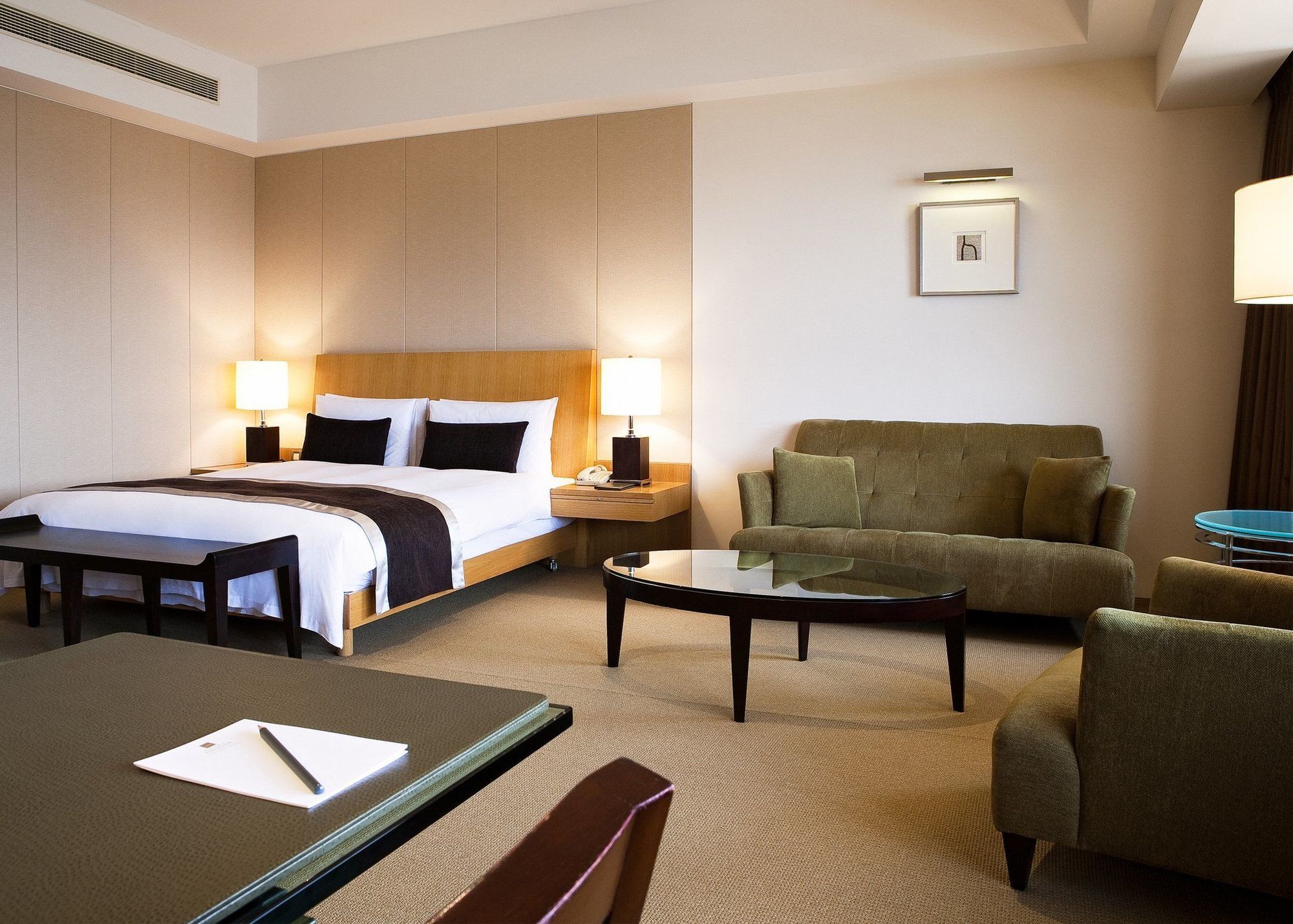 แอมบาสเดอร์ รอยัล ฮินฉู่ Hotel ซินจู๋ ห้อง รูปภาพ A room at the hotel