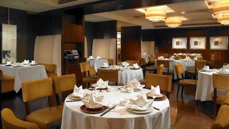 แอมบาสเดอร์ รอยัล ฮินฉู่ Hotel ซินจู๋ ภายนอก รูปภาพ Interior of the restaurant