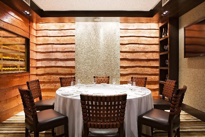 แอมบาสเดอร์ รอยัล ฮินฉู่ Hotel ซินจู๋ ภายนอก รูปภาพ Interior of the restaurant